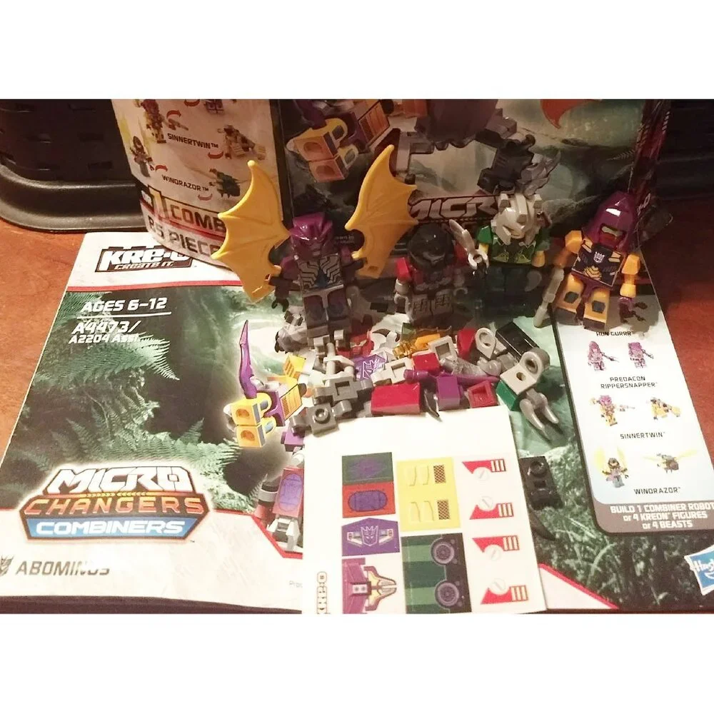 KRE-O Transformers Micro-Changers Combiners Abominus A4473 Brick Build Kit
